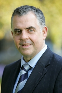 Henry Simmons, Chief Executive of Alzheimer Scotland